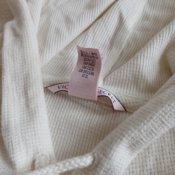 VS ♡ 2 piece waffle knit thermal matching pajama set - Picture 5 of 9